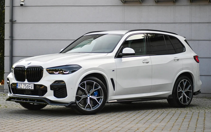 samochody osobowe BMW X5 cena 264900 przebieg: 143000, rok produkcji 2020 z Rzeszów